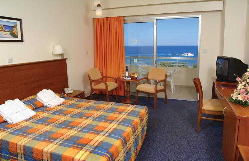 Sentido Kouzalis Beach Hotel Protaras Exterior photo